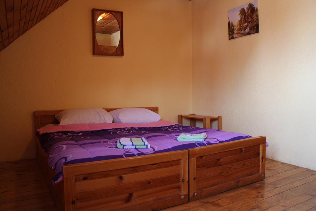 Hostel Hikers Den Zabljak  Room photo